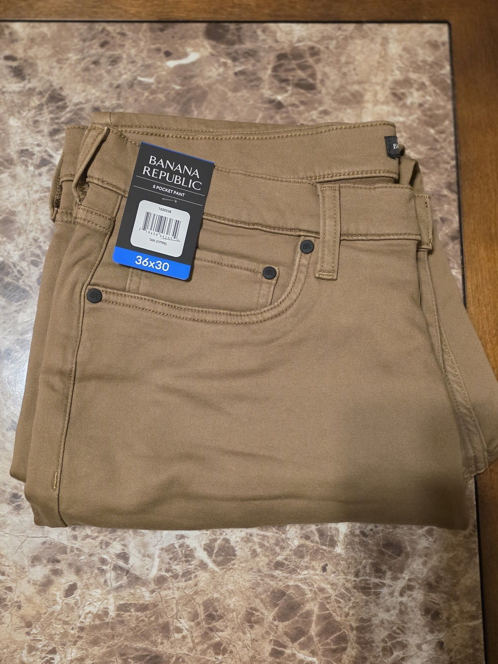 Banana Republic Men’s Khaki/Tan 5-Pocket Pants